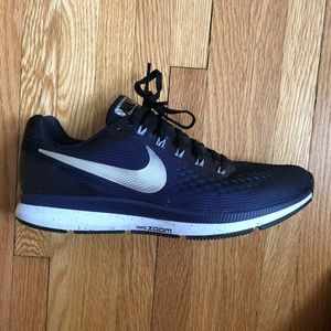 Nike Air Zoom Pegasus 34 - Women’s Size 9